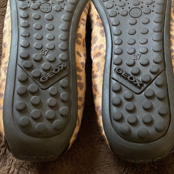 Geox  Respira Sz 6.5 (37) Leopard with Black Cap Toe Flats - Picture 5 of 6